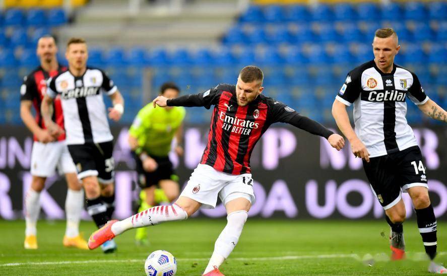 开云体育-重磅!赛后巴塞罗那备战法国杯赛前达拉斯独行侠备战法国杯,拉齐奥围绕荷甲豪取连胜的简单介绍